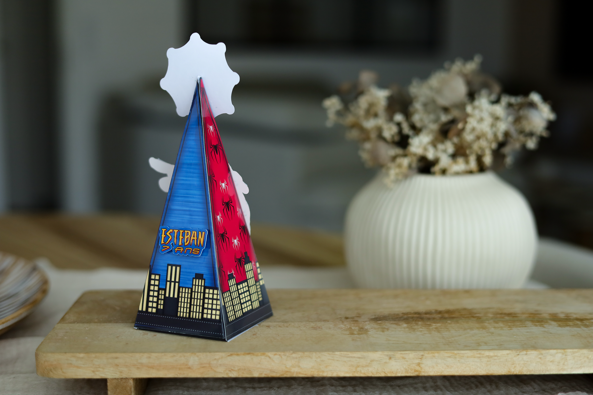 Mini boîte triangle personnalisée Spiderman Melimeliparty