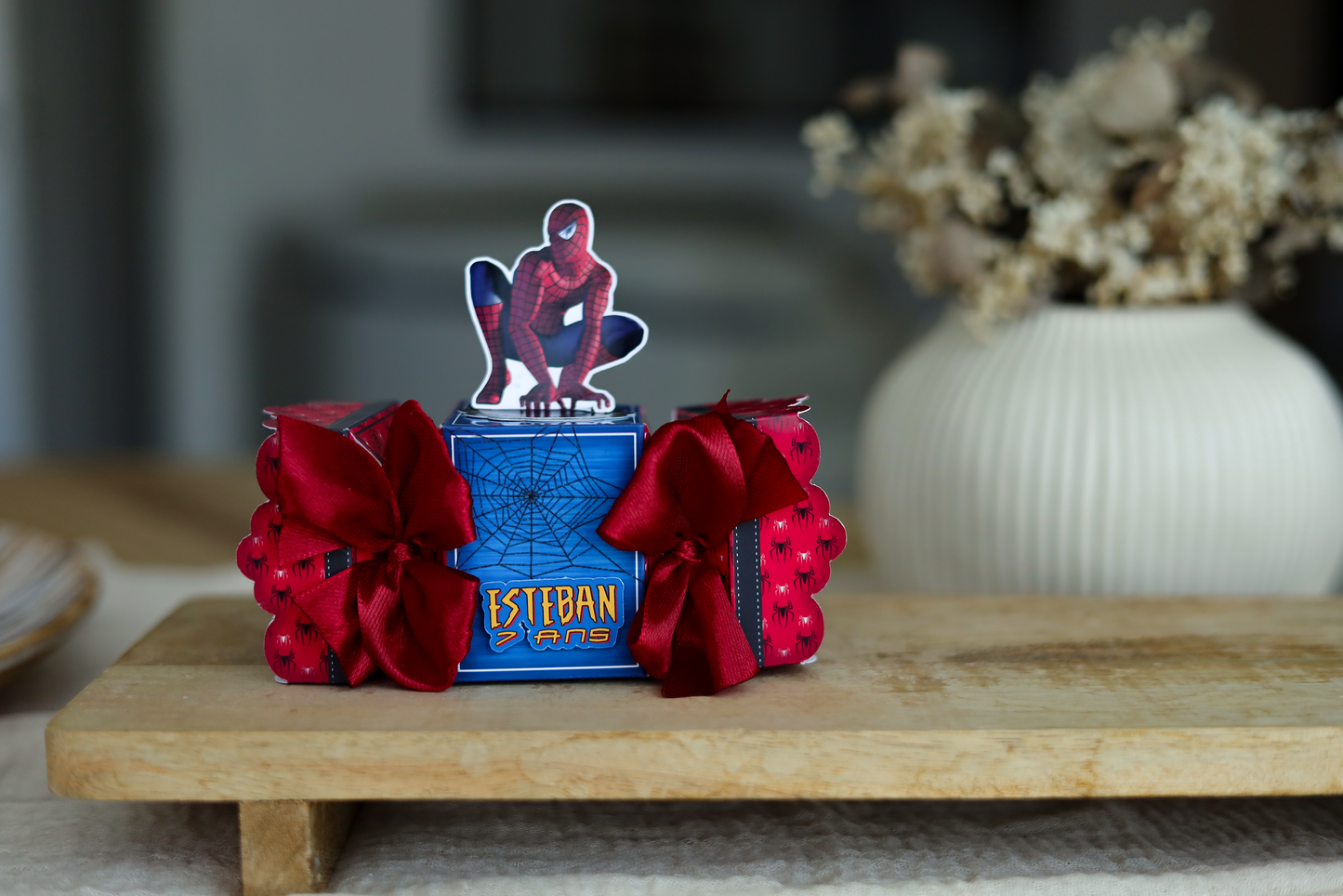 Mini boîte crackers personnalisée Spiderman Melimeliparty