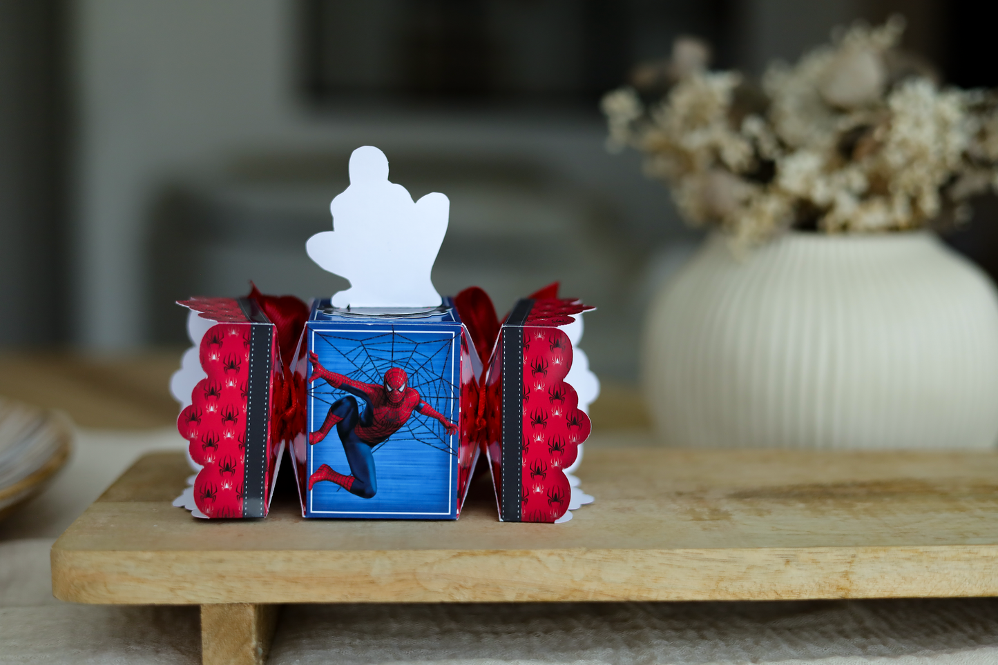 Mini boîte crackers personnalisée Spiderman Melimeliparty