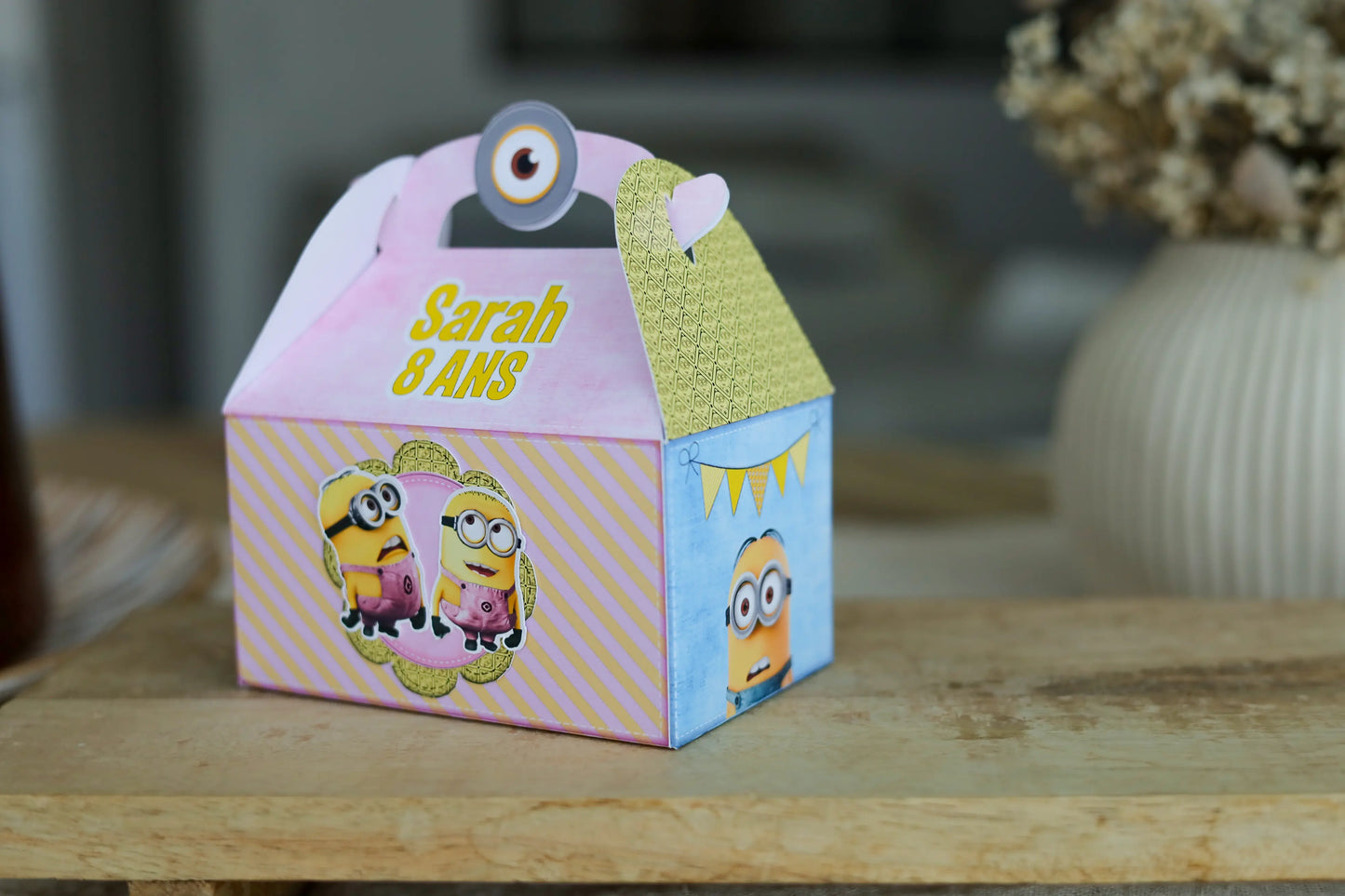 Mini boîte mini lunch personnalisée minions Melimeliparty