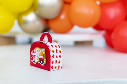 Mini boîte mini valise personnalisée pompier Melimeliparty